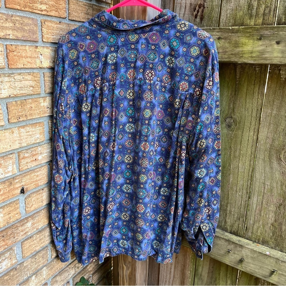 Vintage Liz Claiborne Geometric Print Blouse in Blue and Teal - Picture 3 of 3